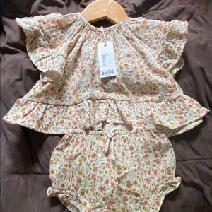NWT: Rylee + Cru Flower Field Butterfly Top and Bloomers, Size 3-6 Months